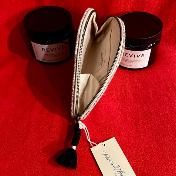 Universal Thread Wallet - Picture 2 of 2